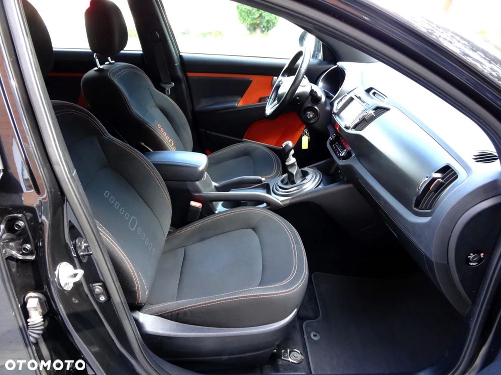 Kia Sportage 2.0 CRDI 4WD Dream-Team Edition - 24