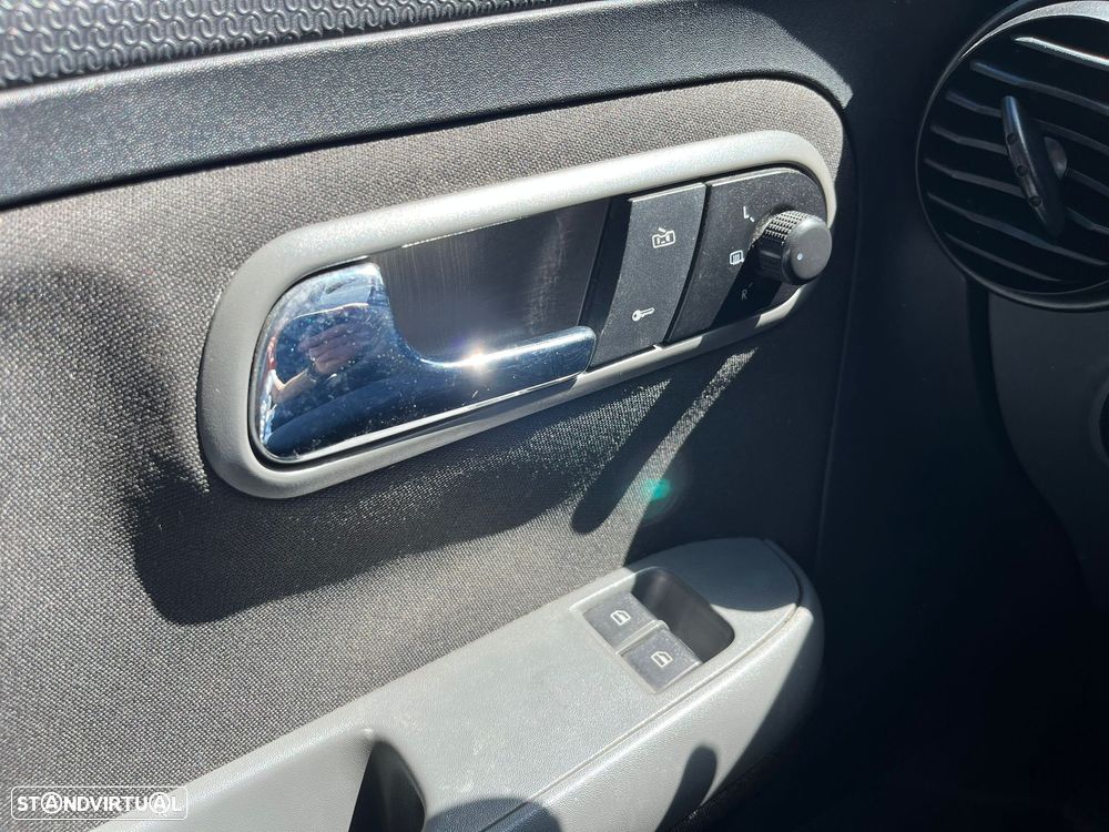 SEAT Ibiza 1.2 12V Reference - 24