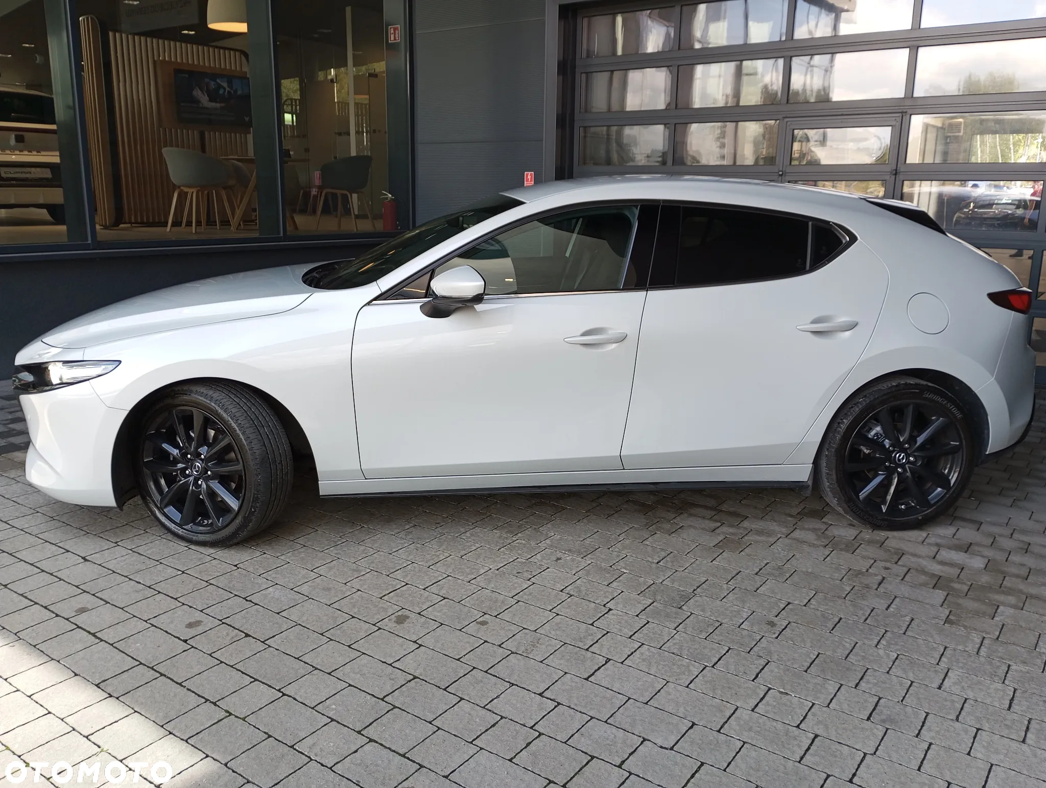 Mazda 3 - 8