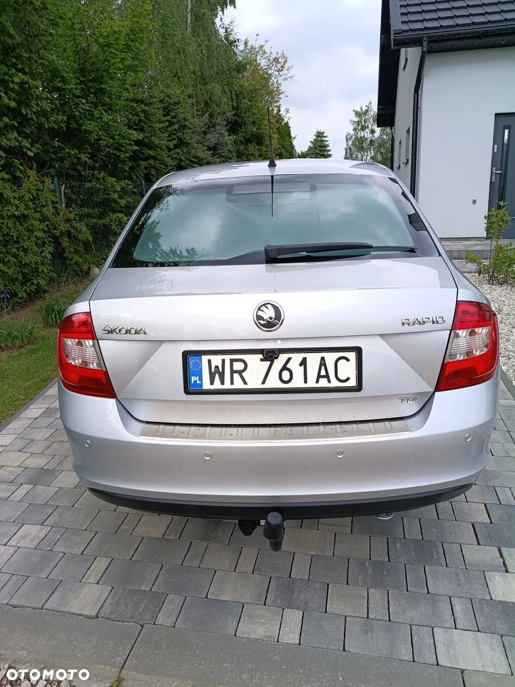 Skoda RAPID - 14