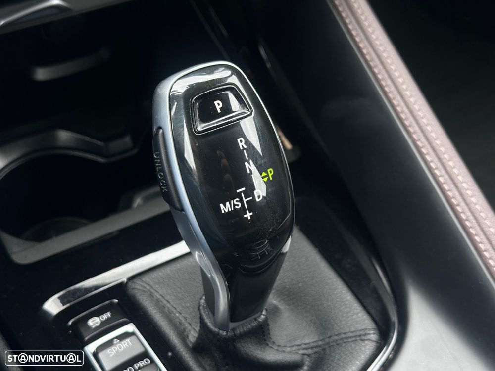 BMW X2 18 d sDrive Auto Pack M — fotografia 35
