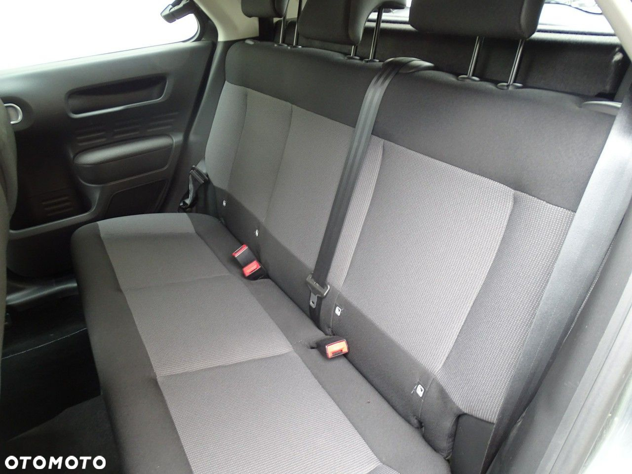 Citroën C4 Cactus - 26