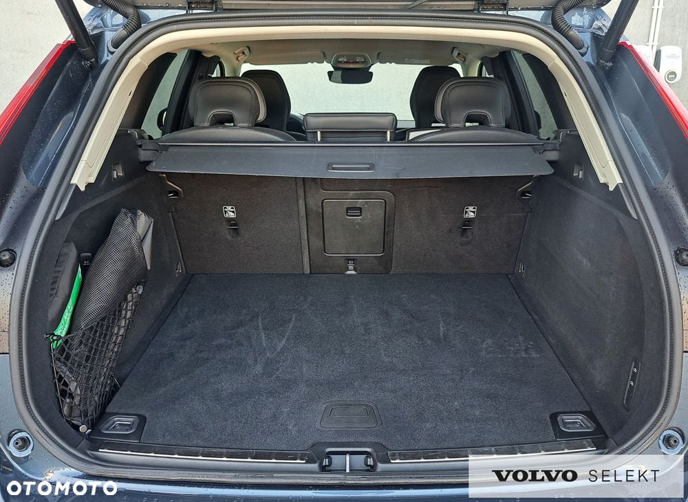 Volvo XC 60 - 30