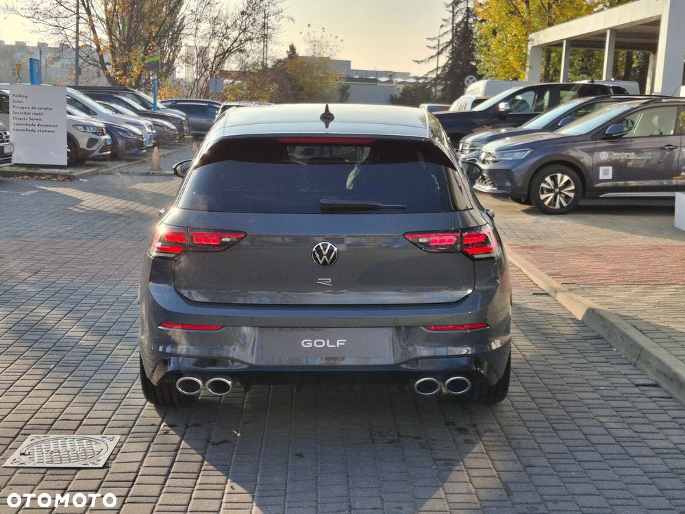 Volkswagen Golf - 7