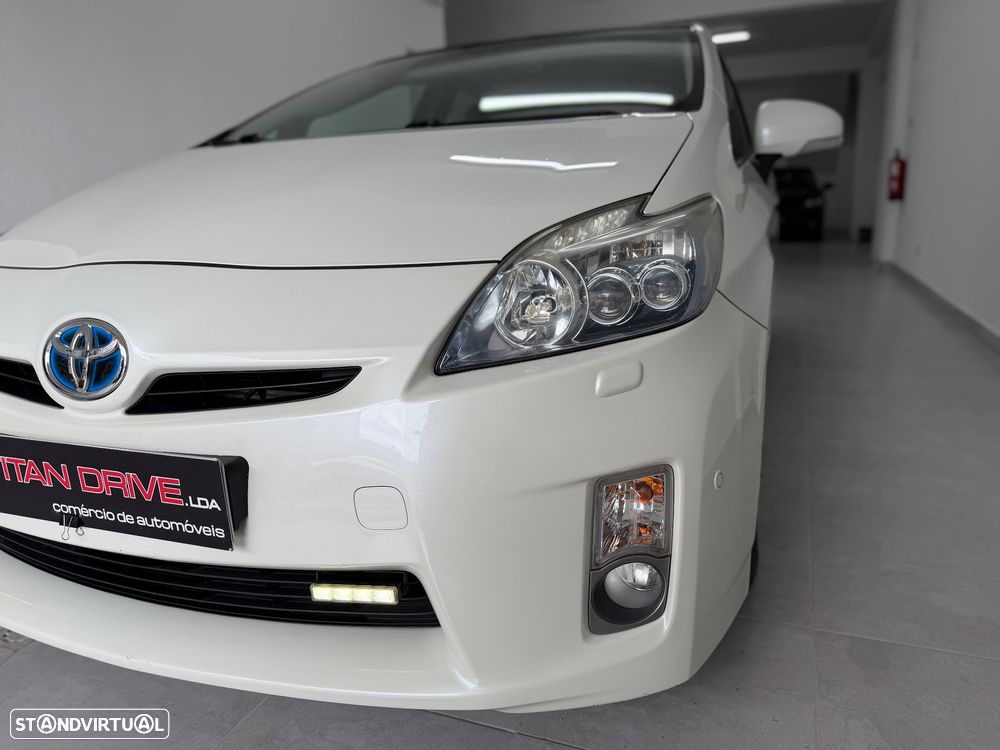 Toyota Prius 1.8 Premium +Pele+GPS+Solar - 4