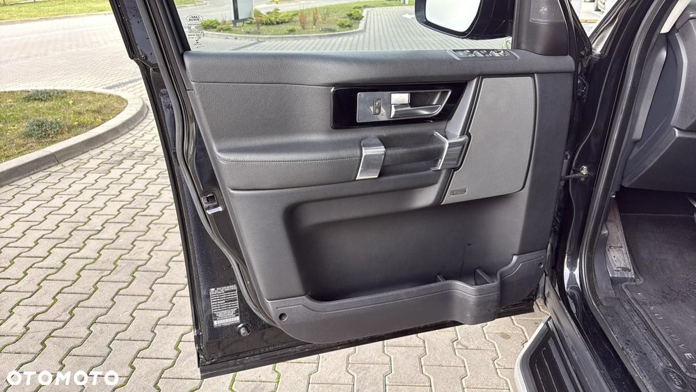 Land Rover Defender - 9