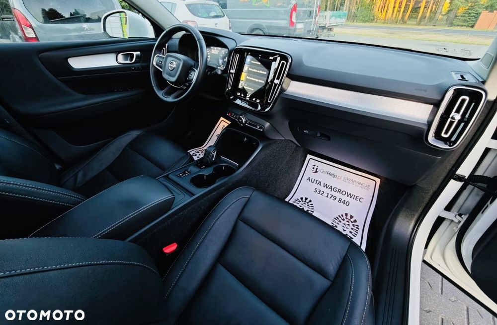 Volvo XC 40 T5 AWD Momentum Pro - 8