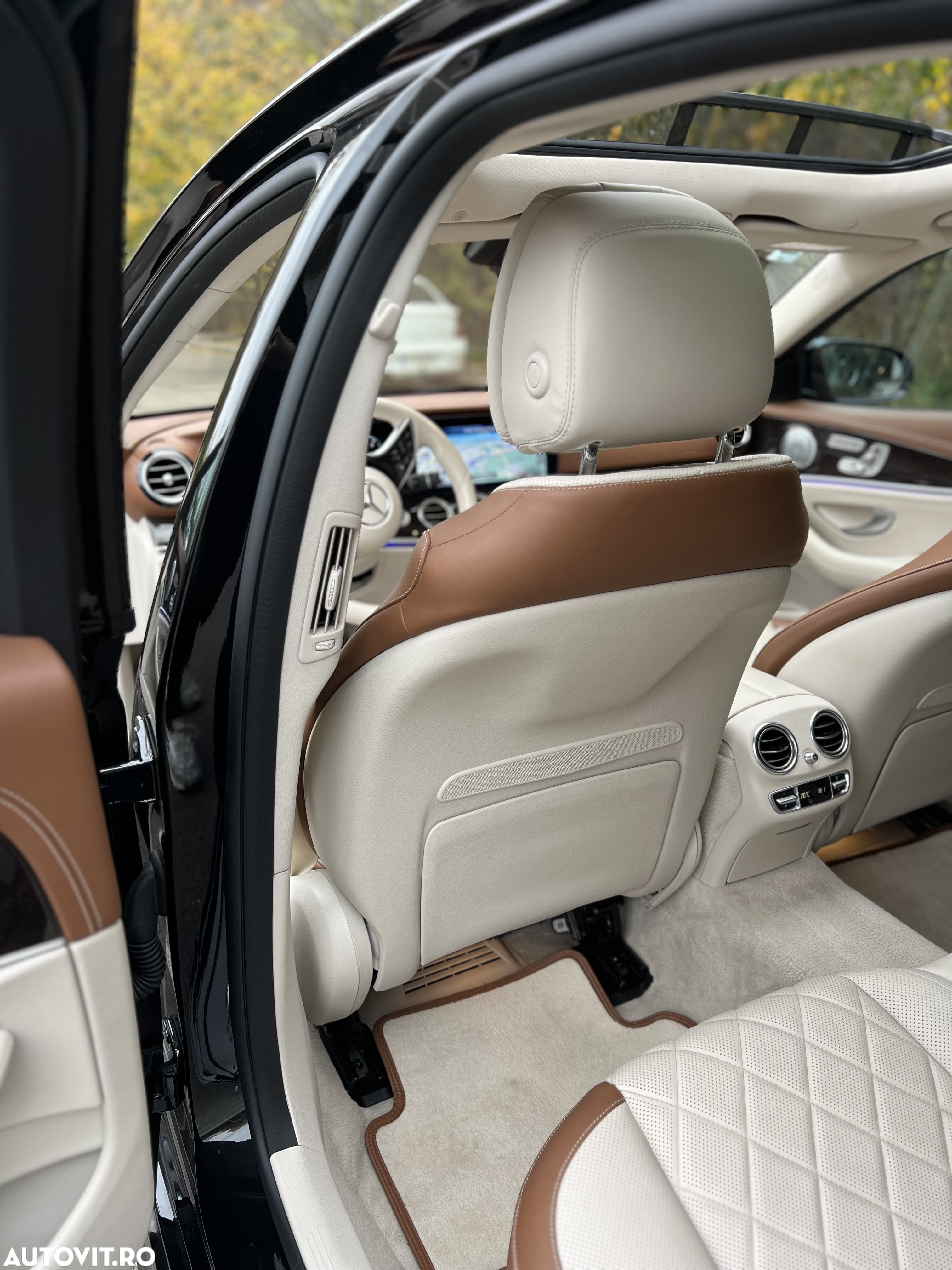 Mercedes-Benz E 450 MHEV 4MATIC Aut. - 9