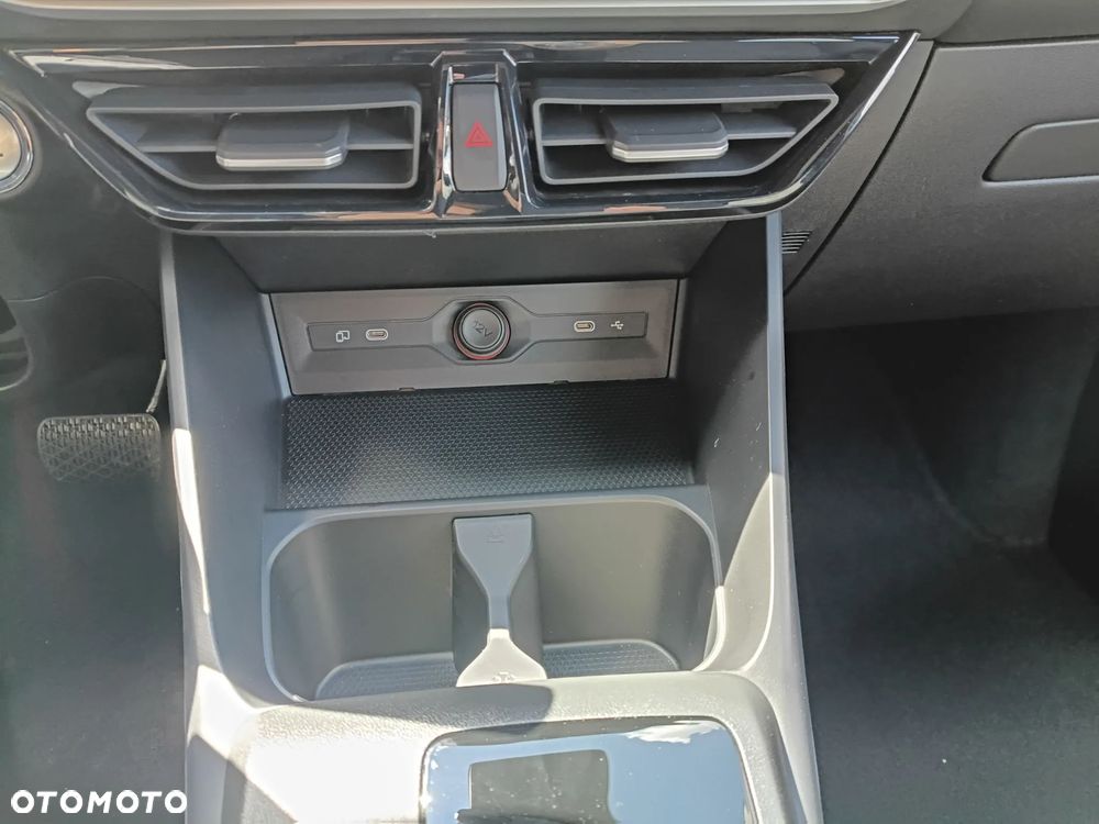 MG MG3 1.5 HEV+ Exclusive - 23
