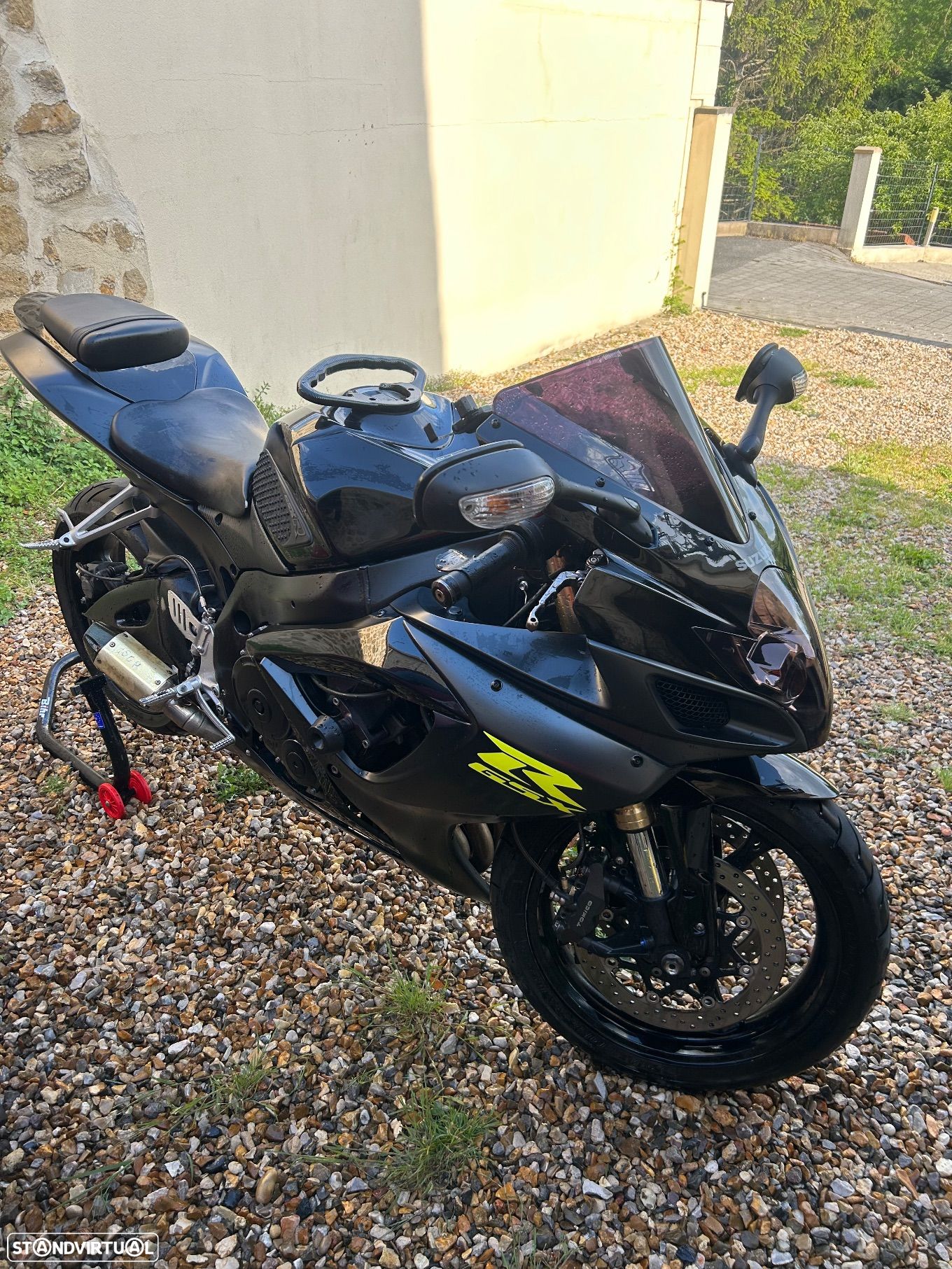 Suzuki GSX-R - 1