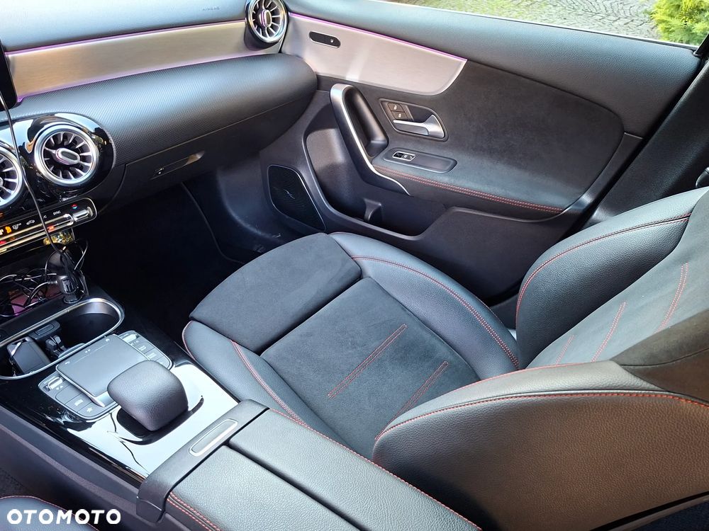 Mercedes-Benz Klasa A 250 4Matic 7G-DCT AMG Line - 10