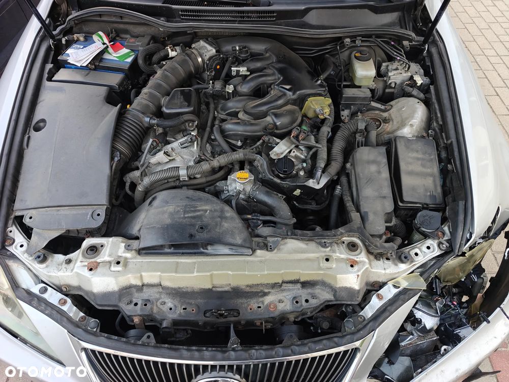 Lexus IS 250 - 12