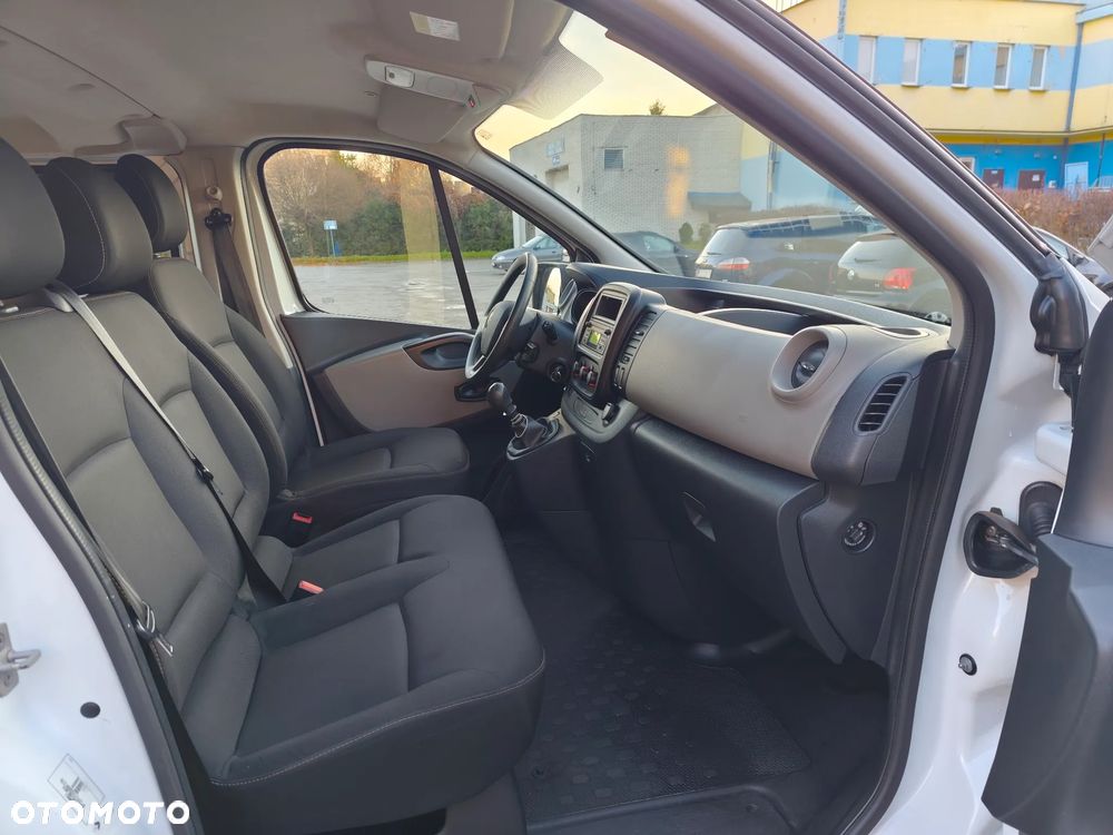 Renault Trafic - 13