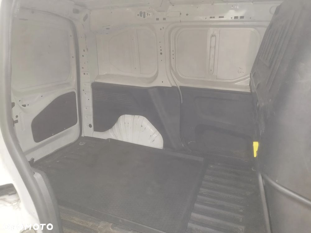 Opel Combo - 9