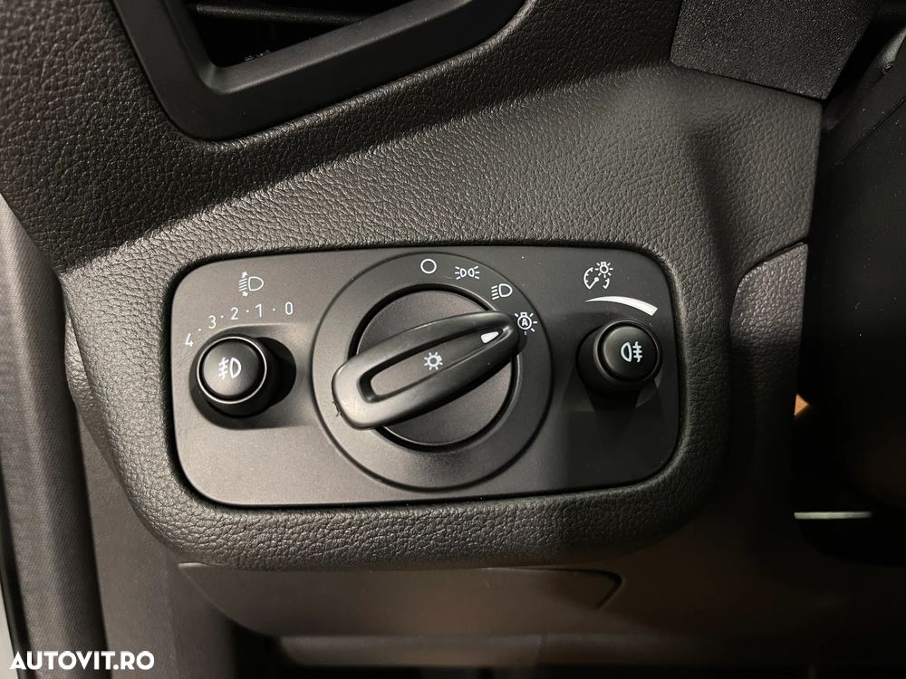 Ford Kuga 2.0 TDCi 4WD Powershift Titanium - 22