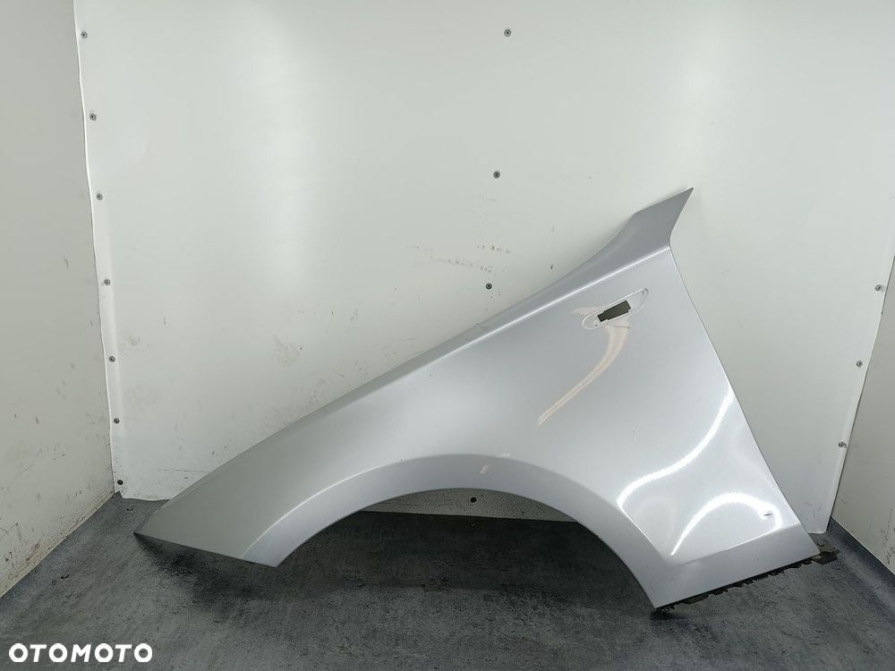 BŁOTNIK LEWY PRZÓD BMW 1 E87 354/7 - 1