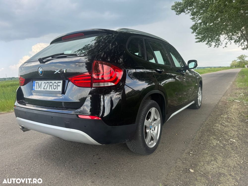 BMW X1 xDrive20d - 12