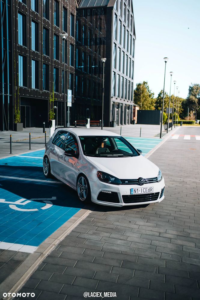 Volkswagen Golf 2.0 R - 7