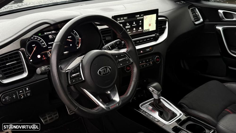 Kia ProCeed 1.6 T-GDI GT 7DCT - 37