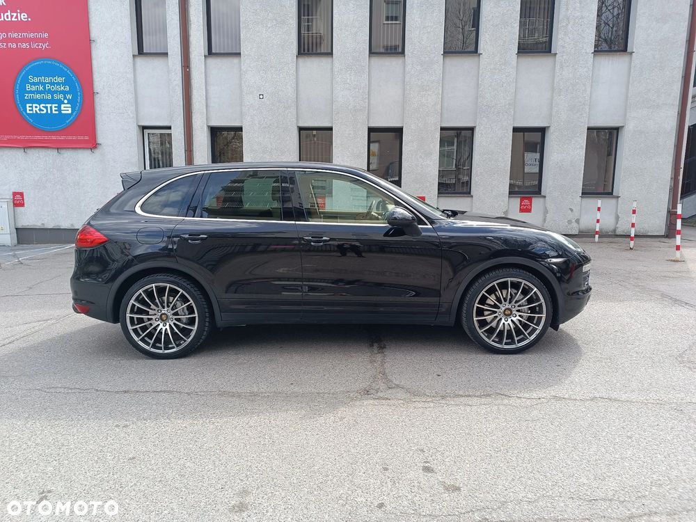 Porsche Cayenne - 5