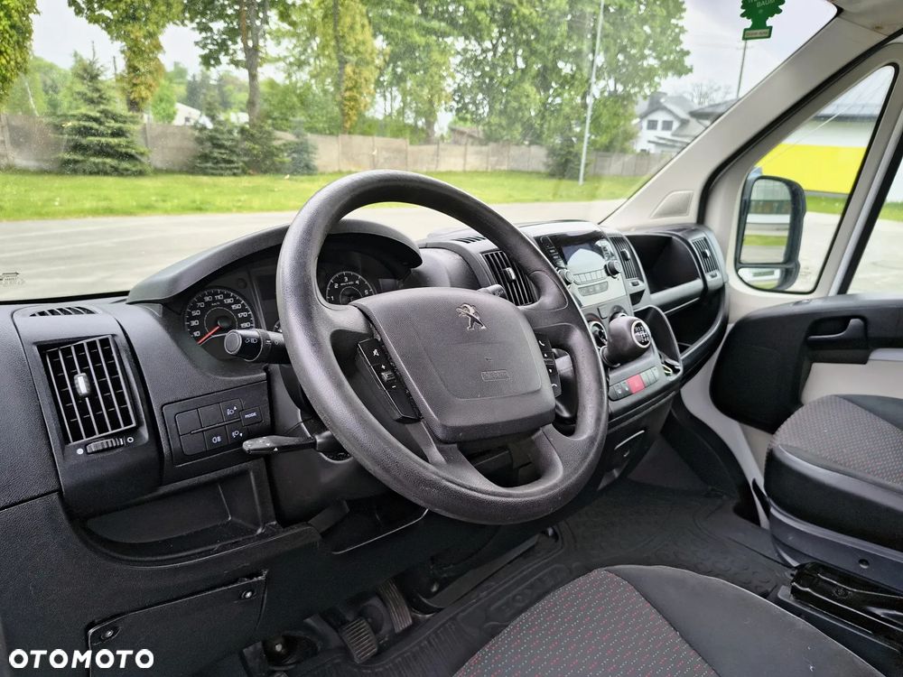 Peugeot BOXER - 12