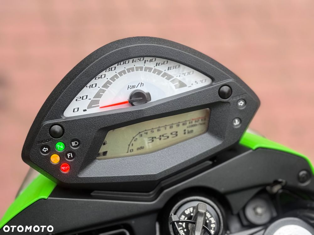 Kawasaki ER - 25