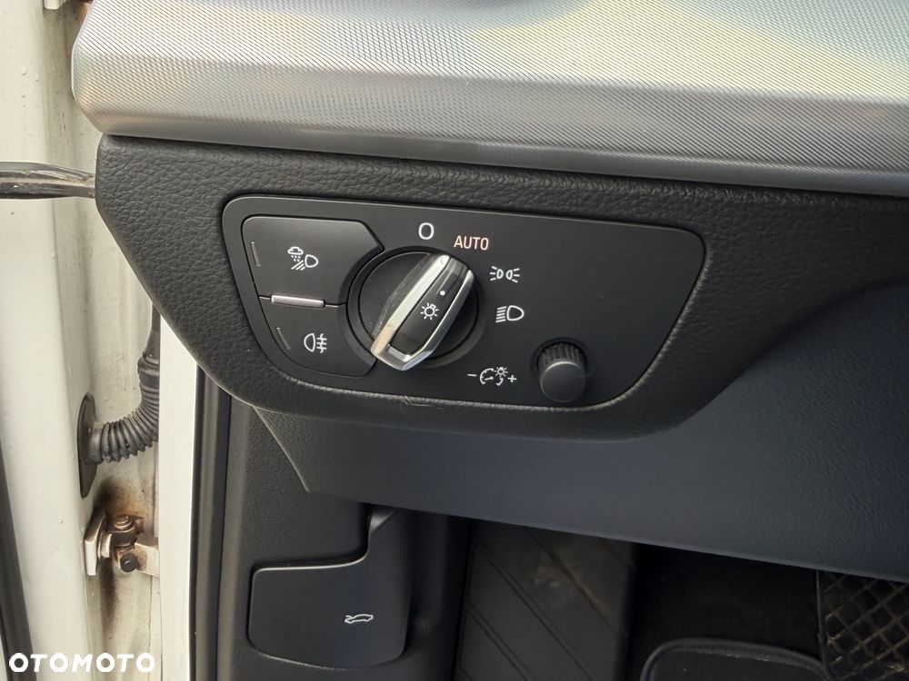 Audi Q5 35 TDI Quattro S tronic - 28