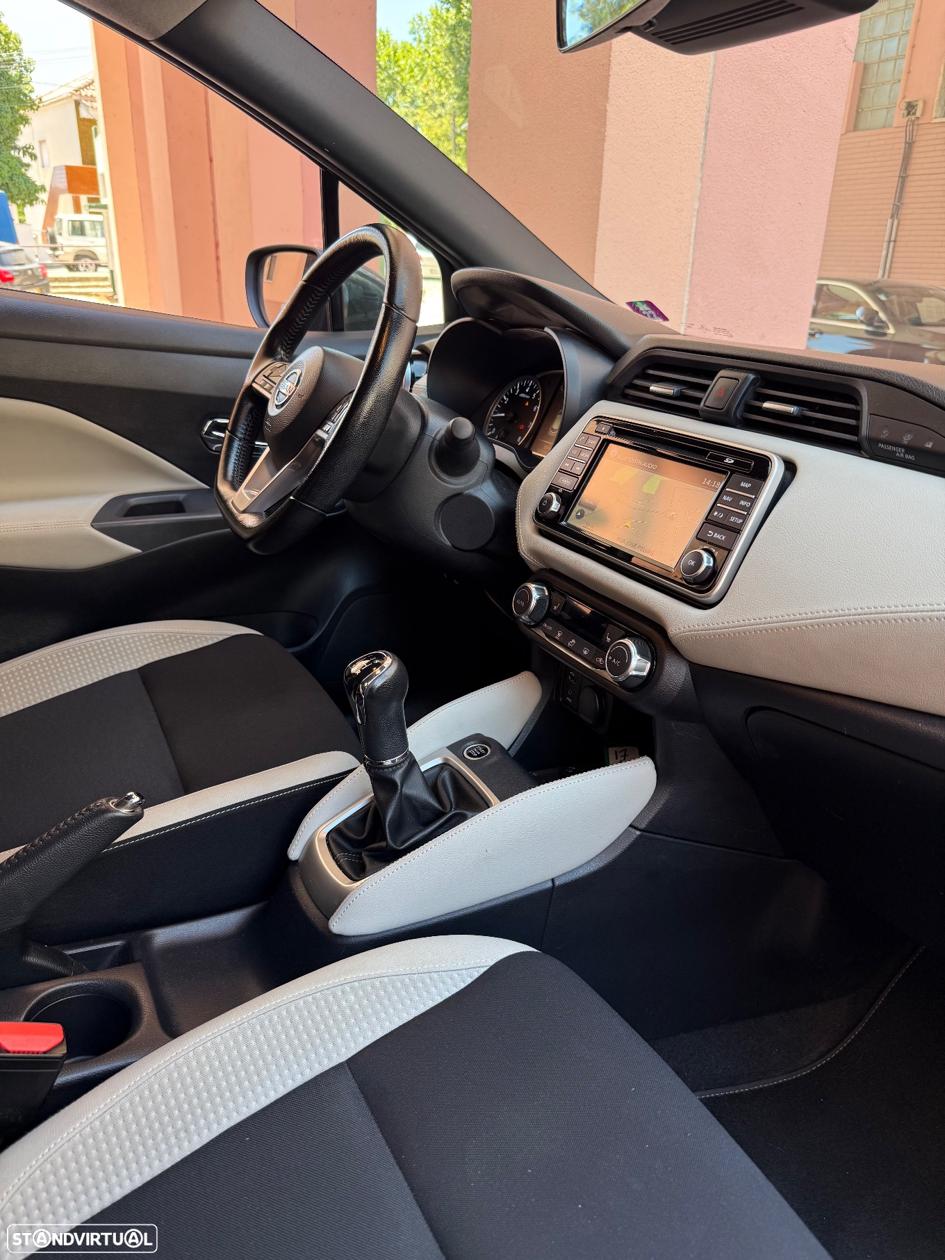 Nissan Micra 1.0 IG-T Tekna - 22
