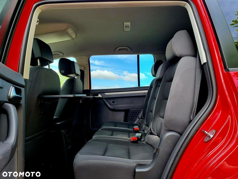 Volkswagen Touran 2.0 TDI DPF DSG Comfortline - 10