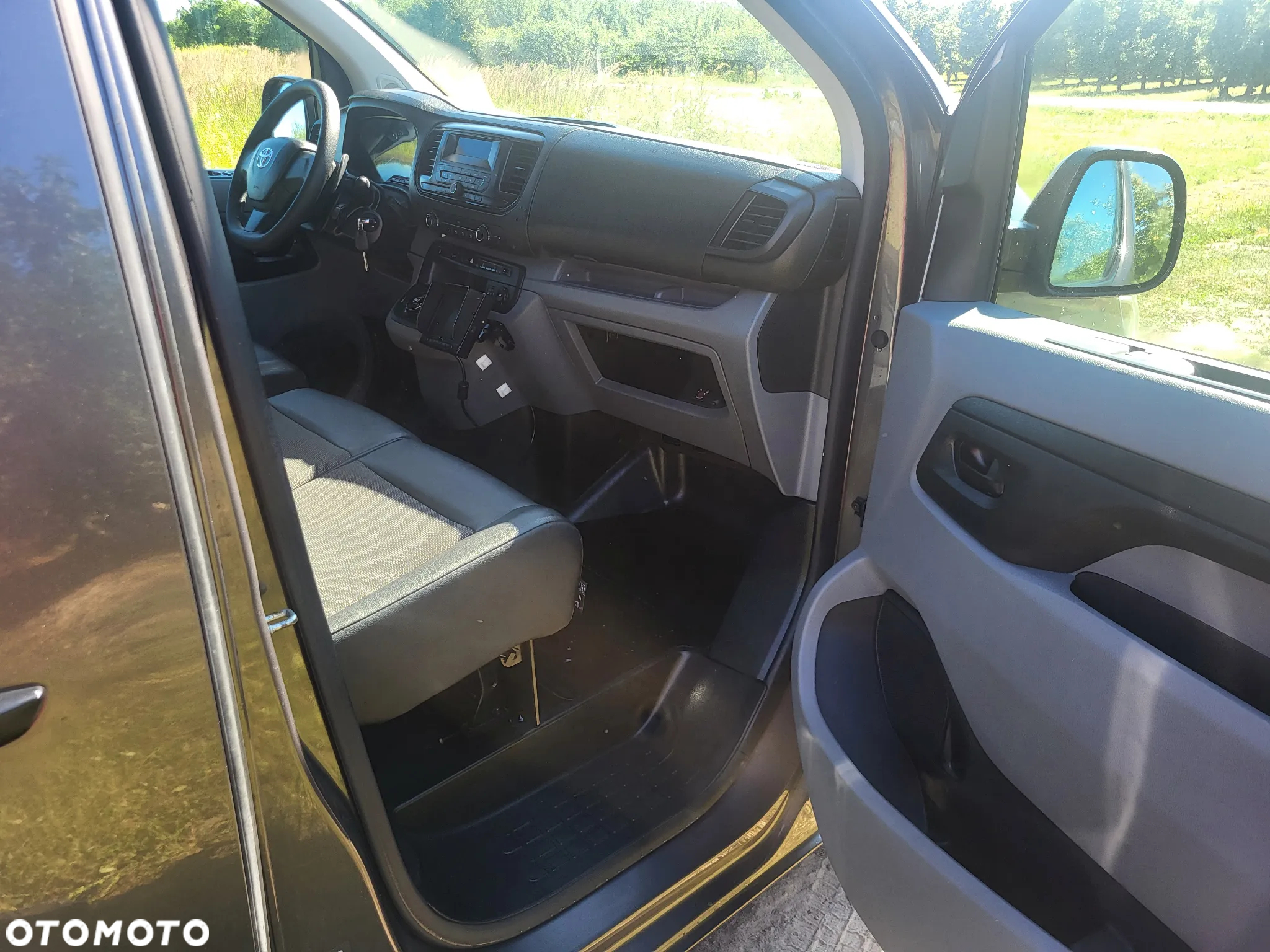 Toyota Proace - 21