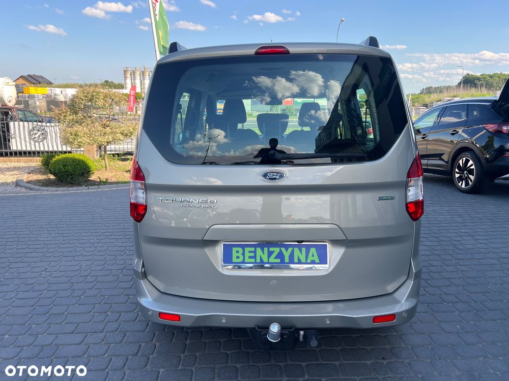 Ford Tourneo Courier - 5