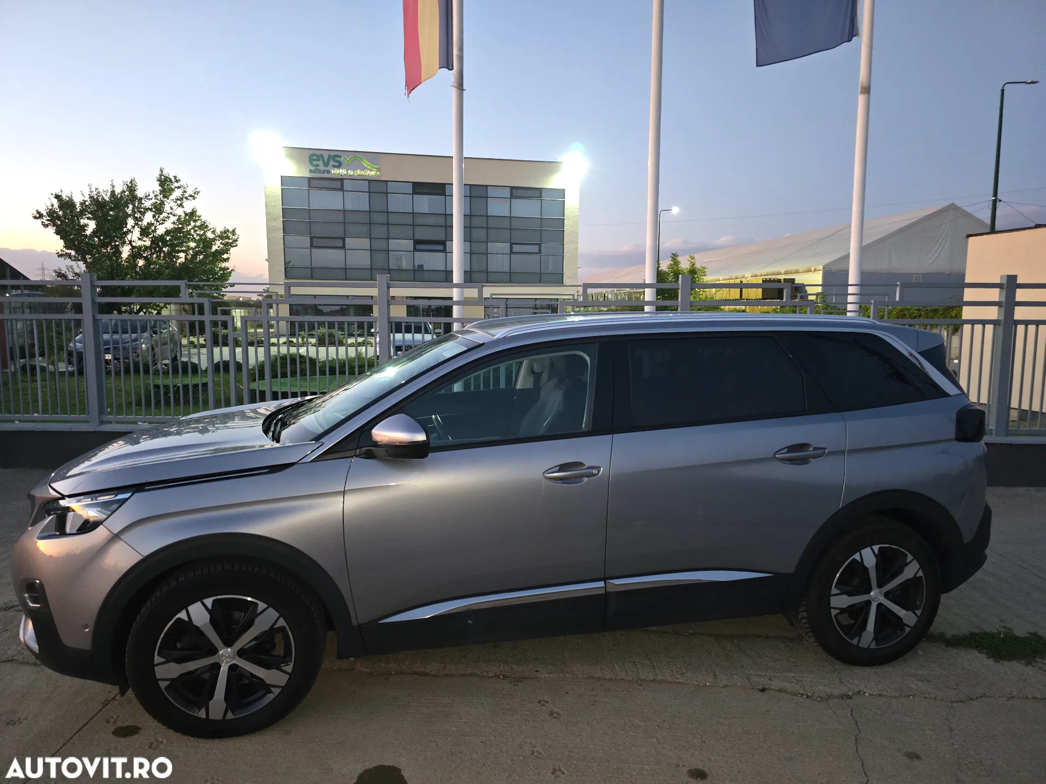 Peugeot 5008 1.2 Puretech Allure Aut. - 25