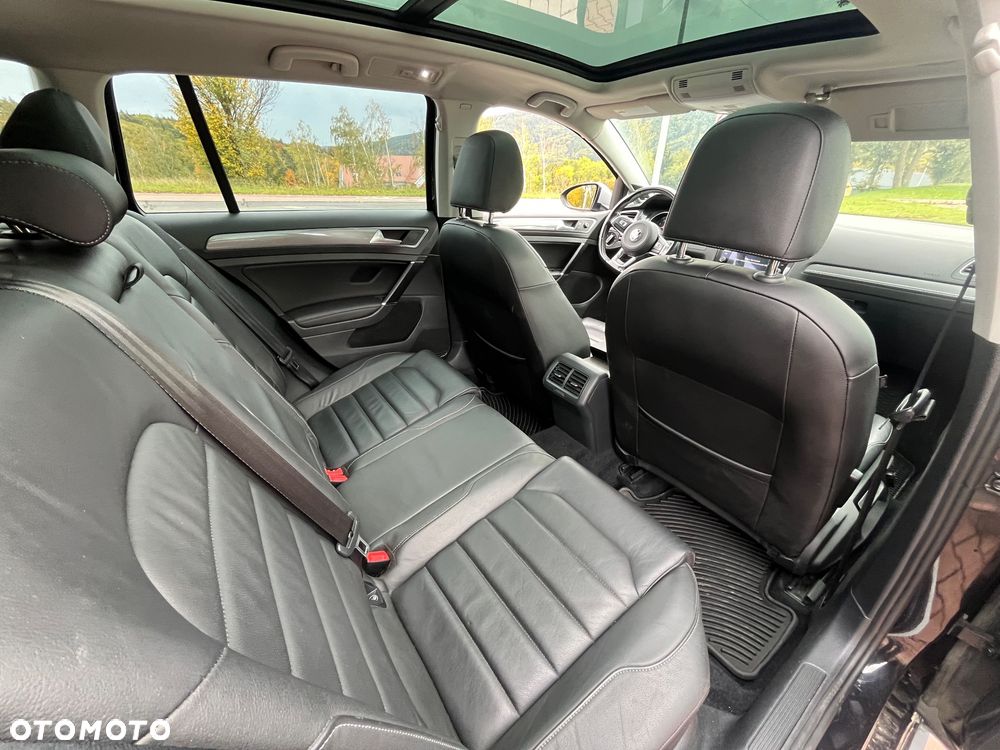 Volkswagen Golf Alltrack - 16