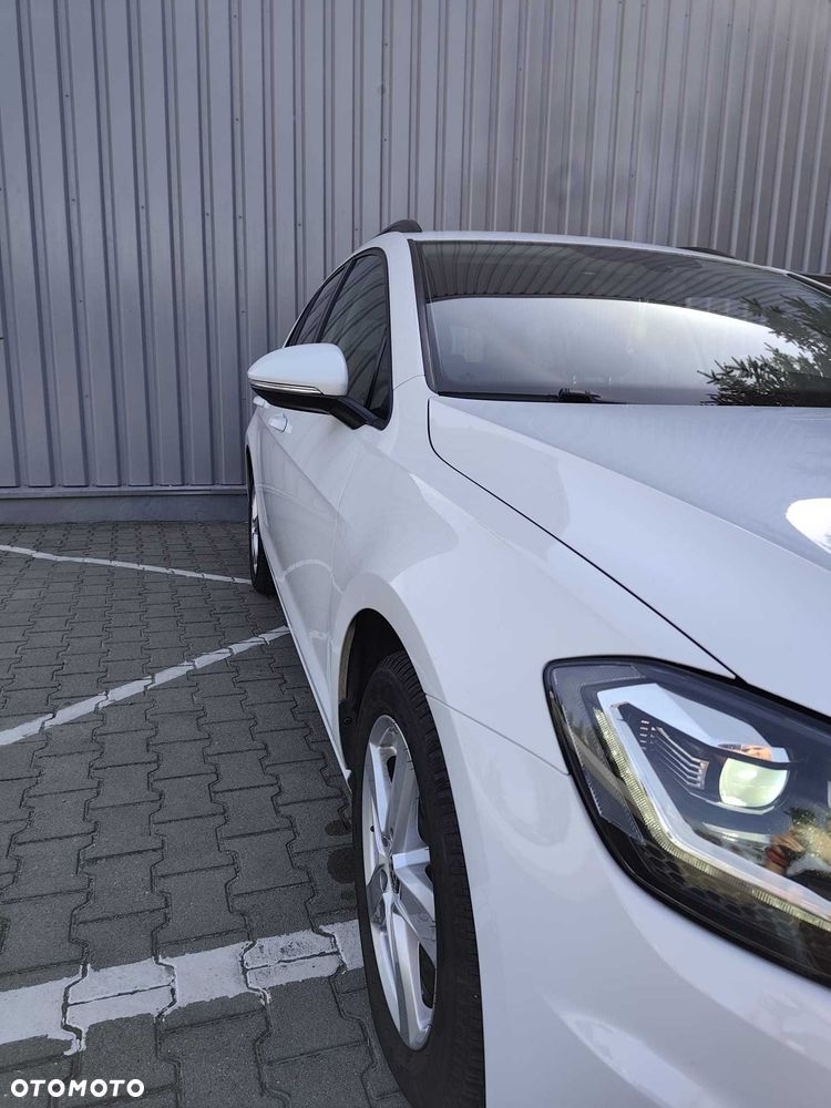 Volkswagen Golf - 4