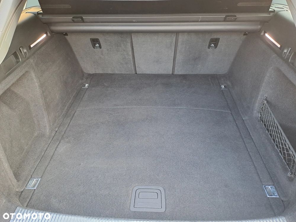 Audi A4 Avant 2.0 TDI - 24