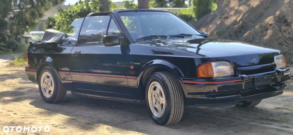 Ford Escort 1.6 CLX - 10