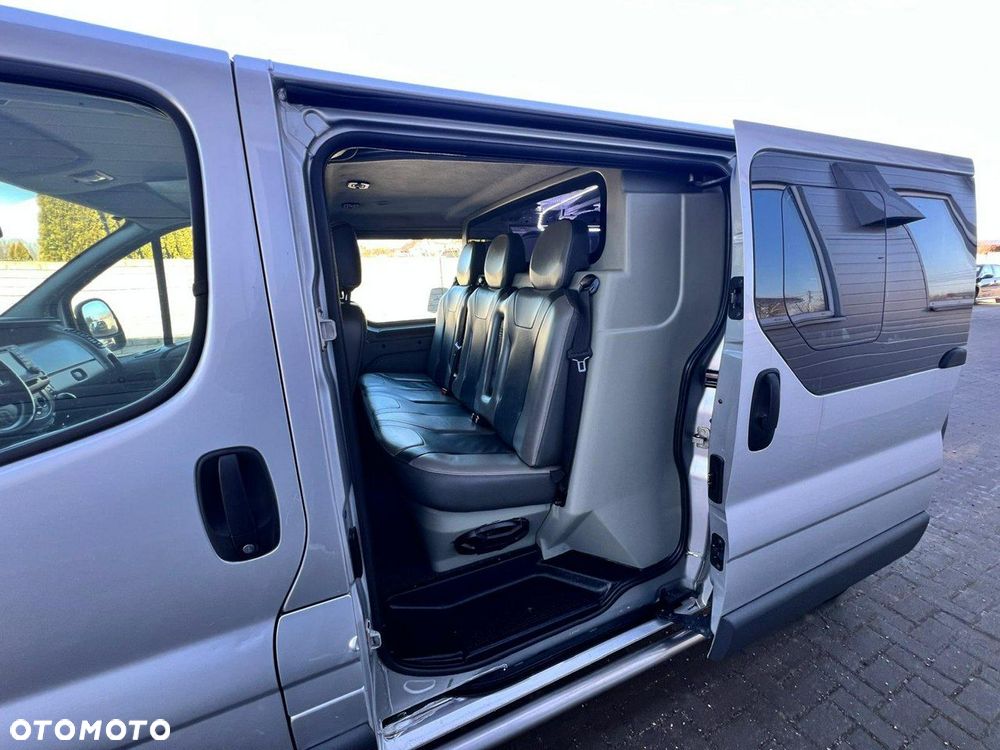 Renault Trafic - 16