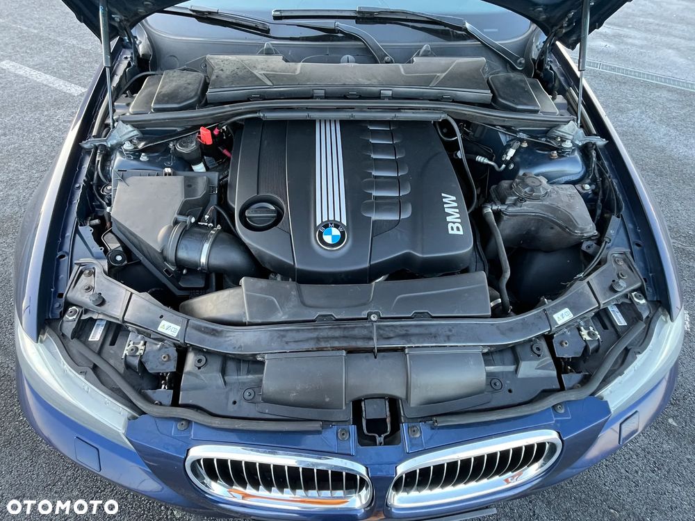 BMW Seria 3 330d DPF Edition Lifestyle - 23