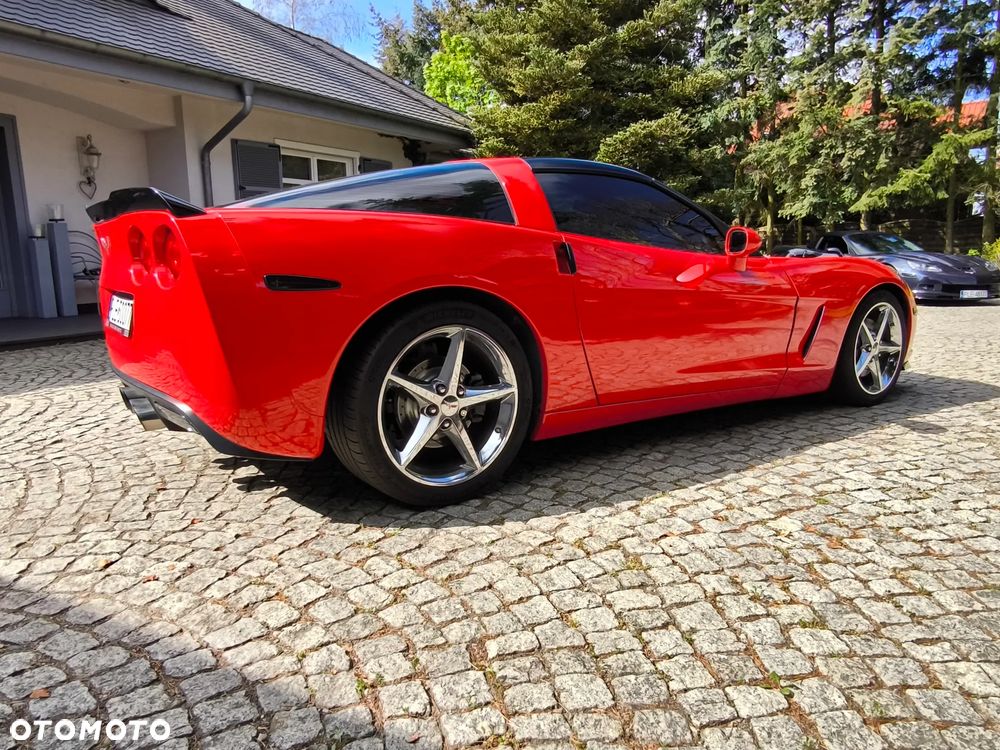 Chevrolet Corvette - 9