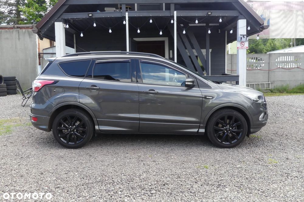 Ford Kuga 2.0 TDCi FWD ST-Line - 32