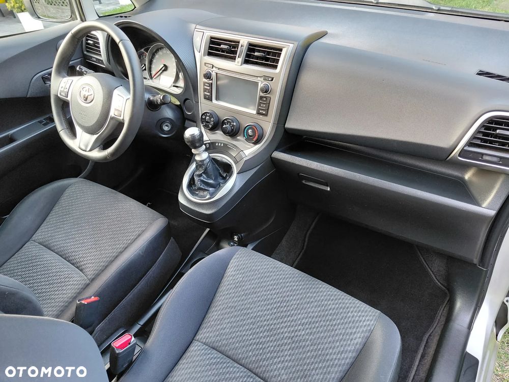 Toyota Verso S 1.33 VVT-i Cool - 14