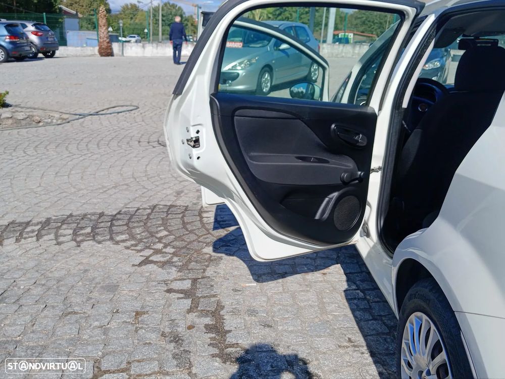 Fiat Punto - 2