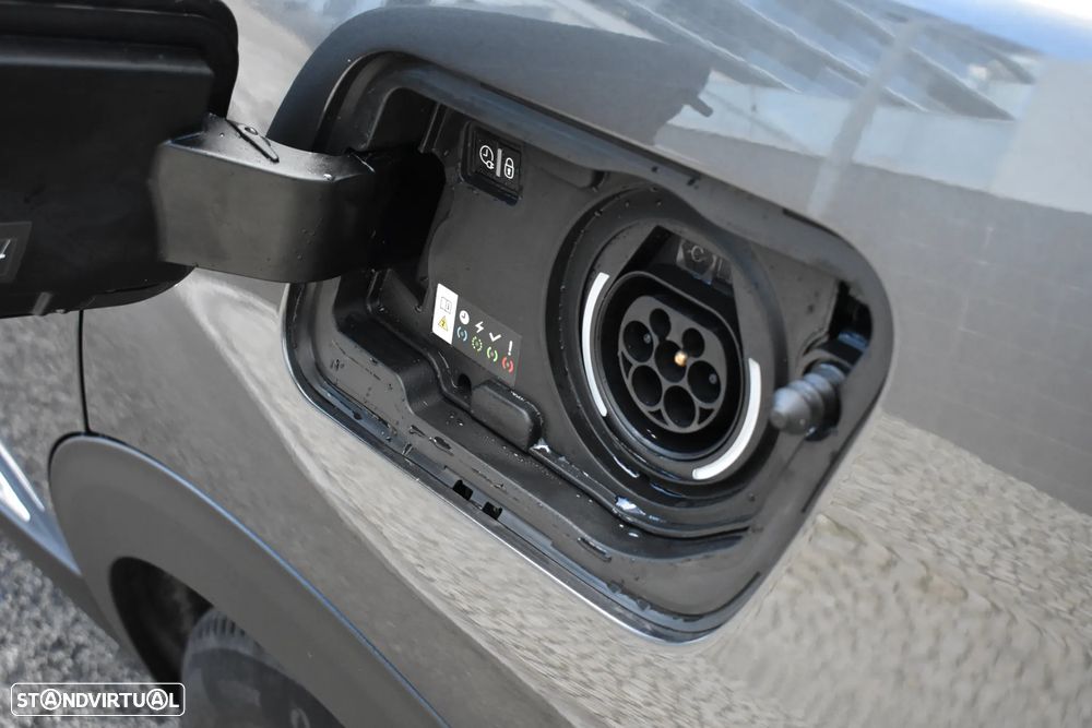 Peugeot 3008 1.6 Hybrid Allure e-EAT8 - 25