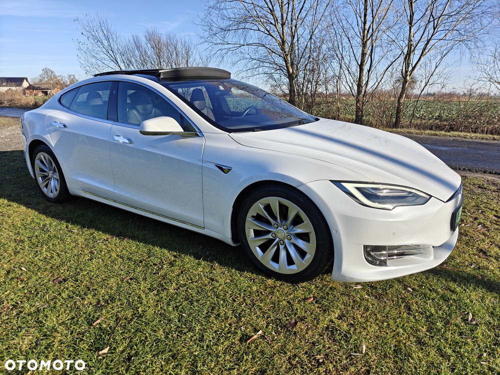 Tesla Model S Long Range Plus - 5
