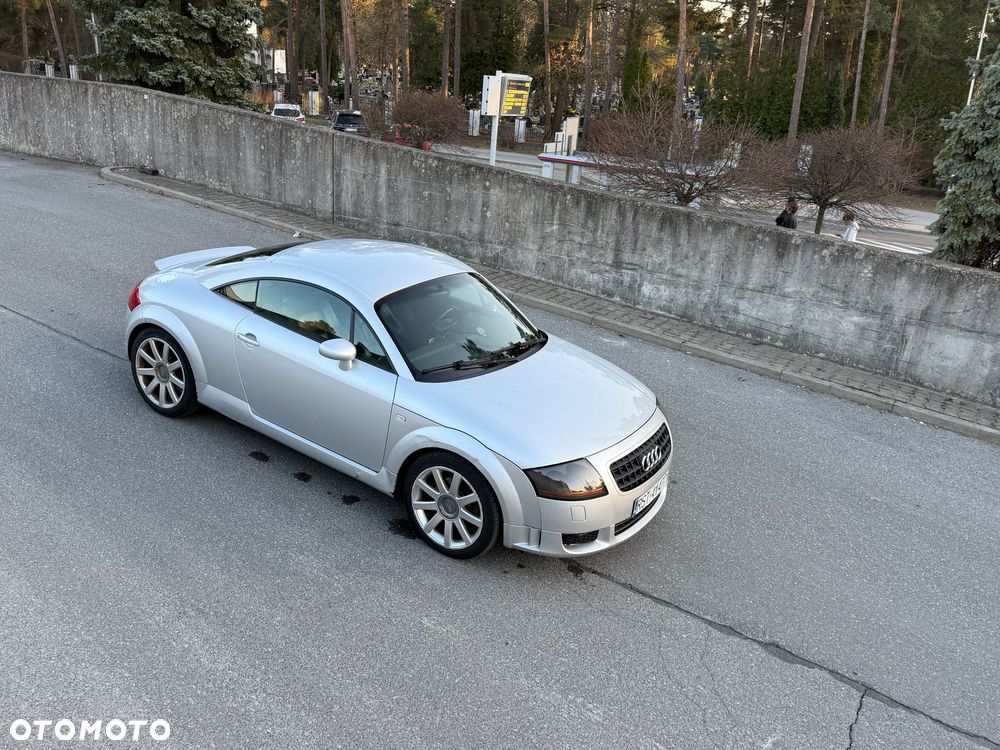 Audi TT Coupé - 8