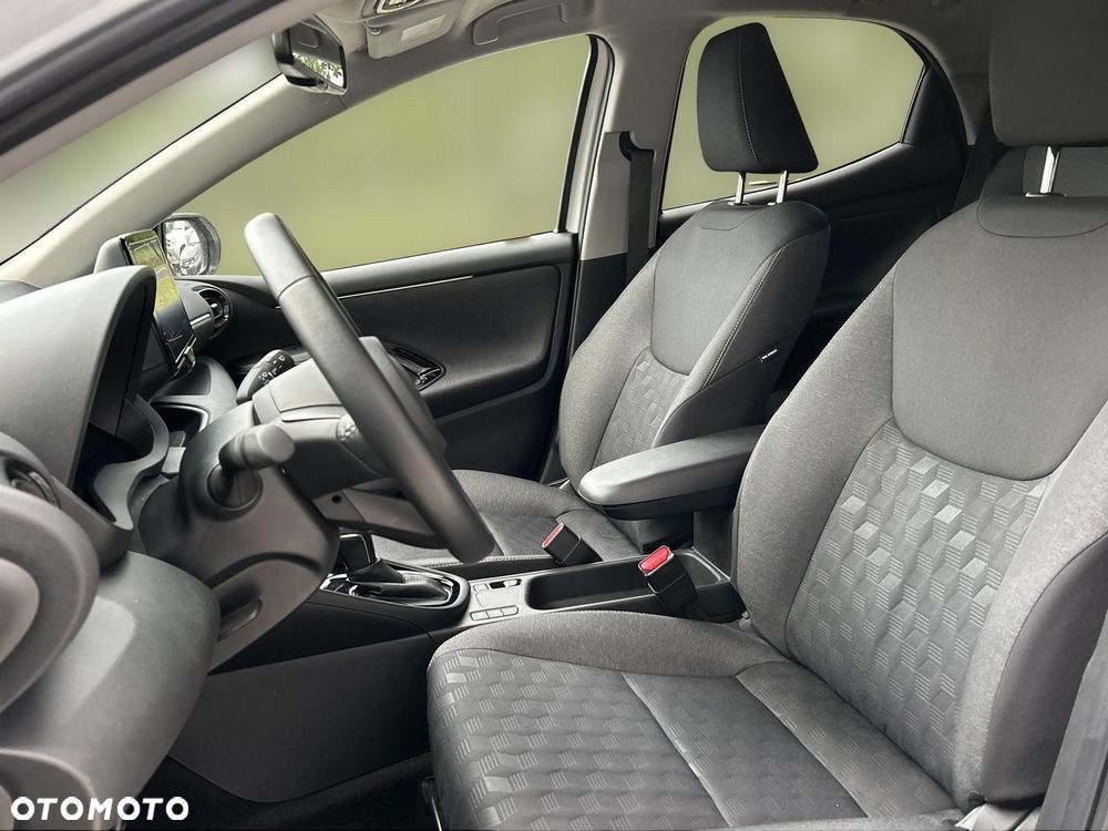 Toyota Yaris Hybrid 1.5 Style - 8