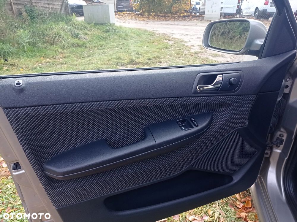 Skoda Fabia 1.4 16V Automatik Elegance - 10