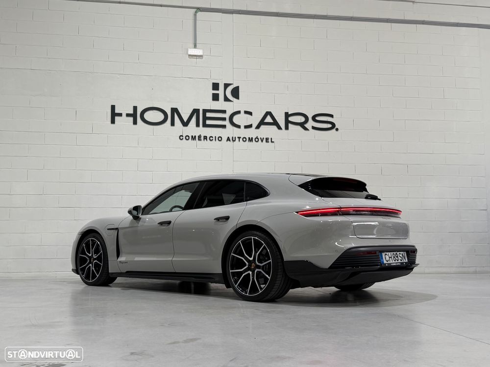 Porsche Taycan Sport Turismo - 14