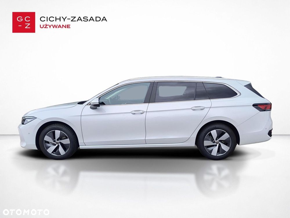 Volkswagen Passat - 2