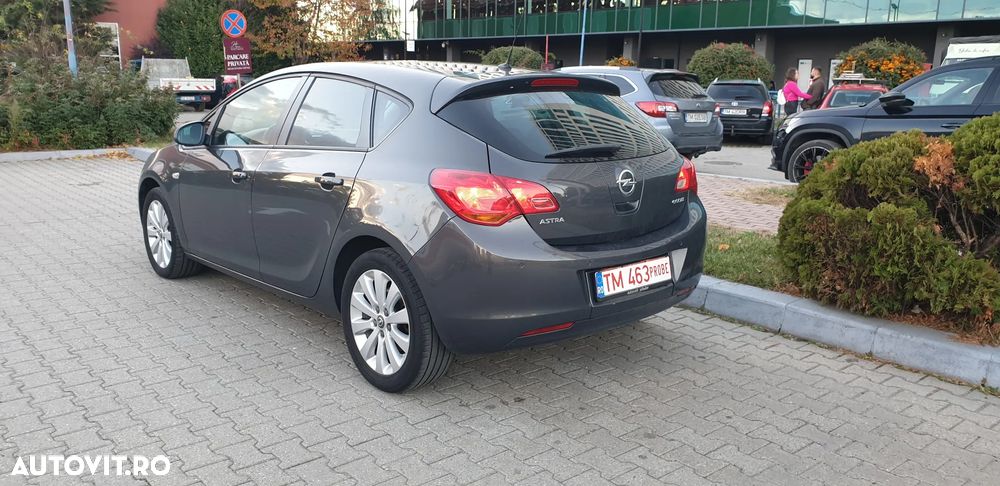 Opel Astra 1.6 CDTI DPF ecoFLEX Sports TourerStart/Stop Edition - 3